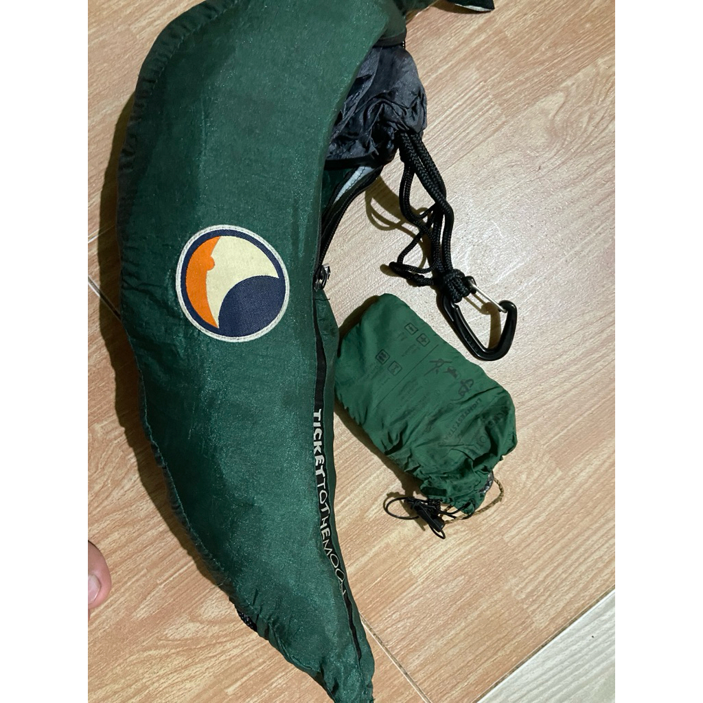 hammock Ticket to the moon