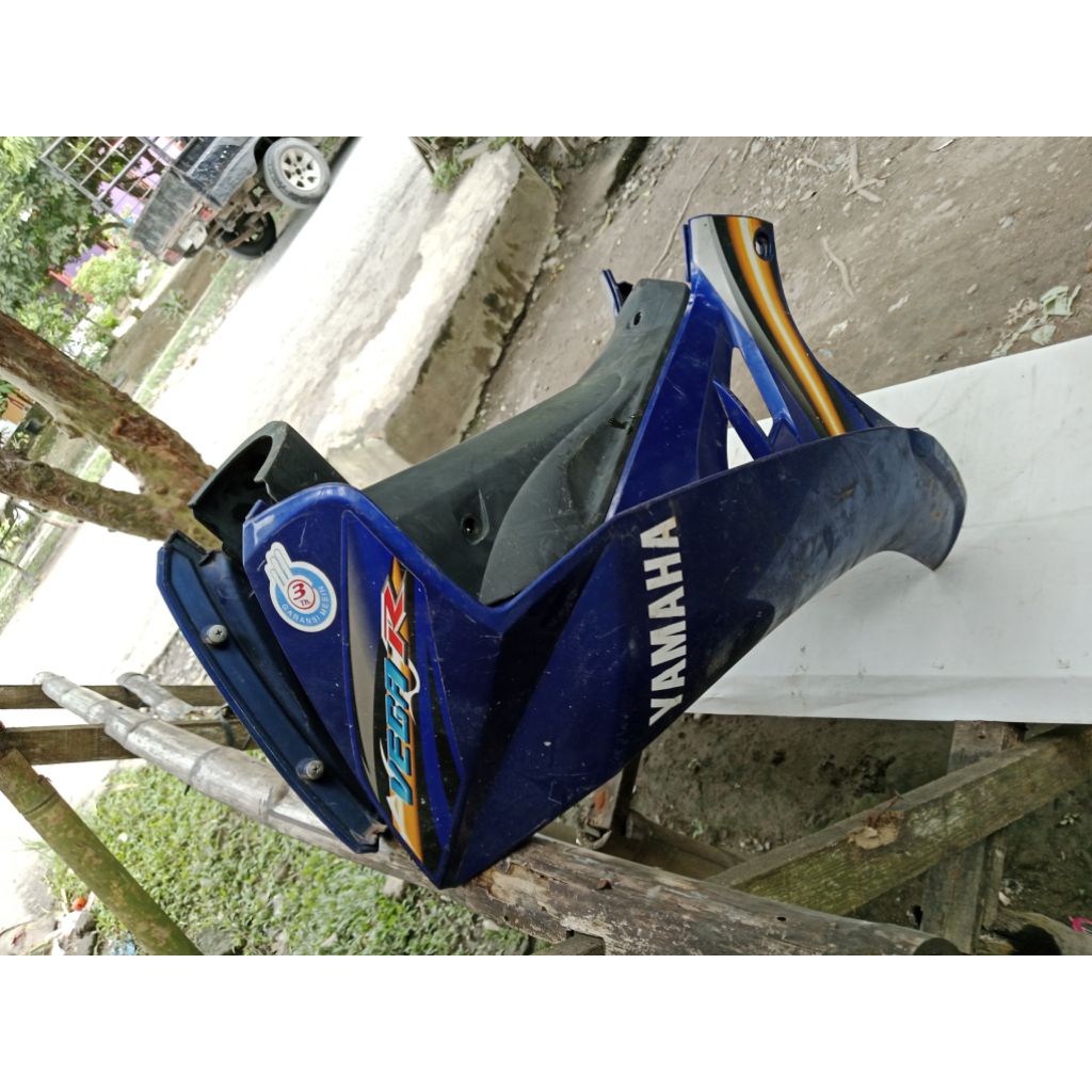 kap bodi sayap depan yamaha vega r new original
