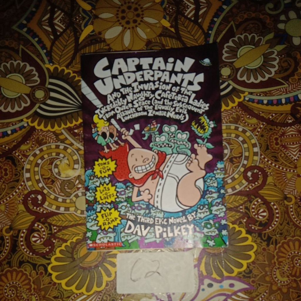BUKU CAPTAIN UNDERPANTS