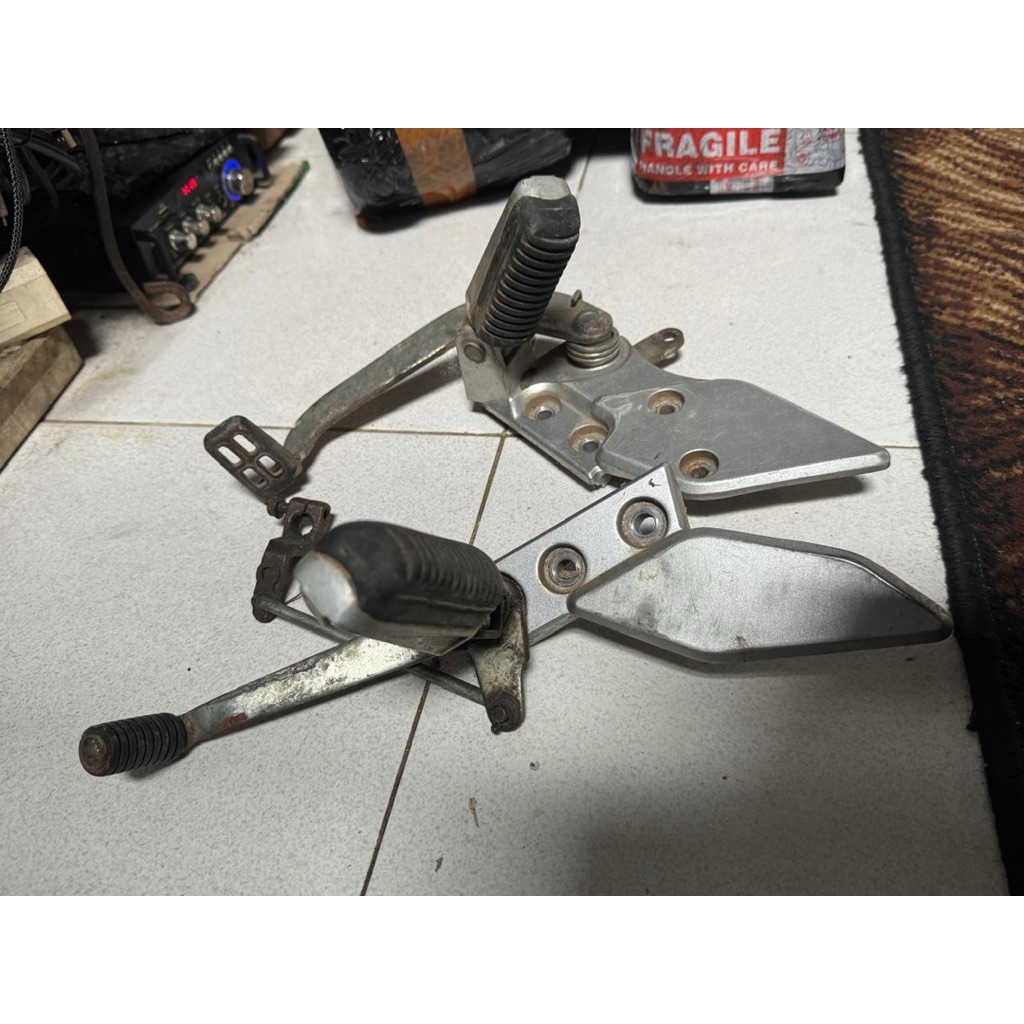 Postep footstep depan vixion original copotan