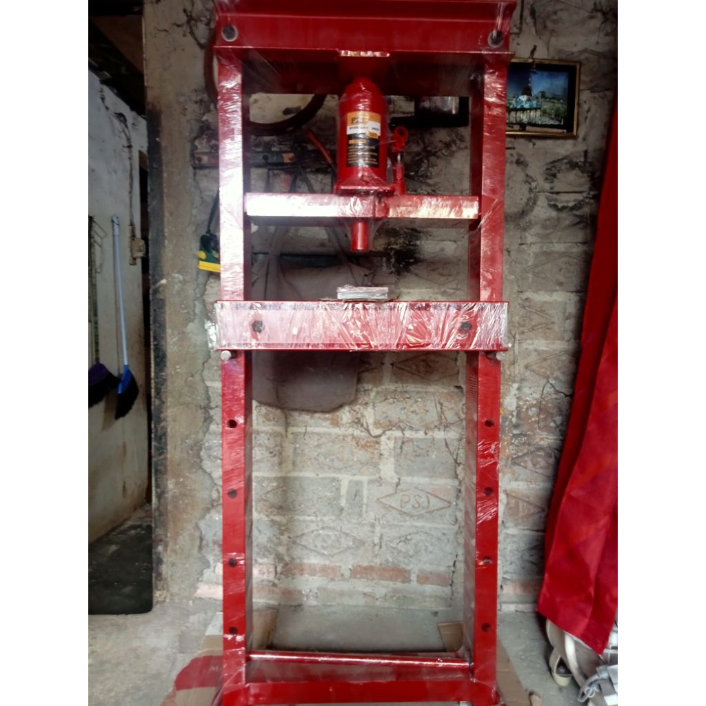 alat pres 32 ton
