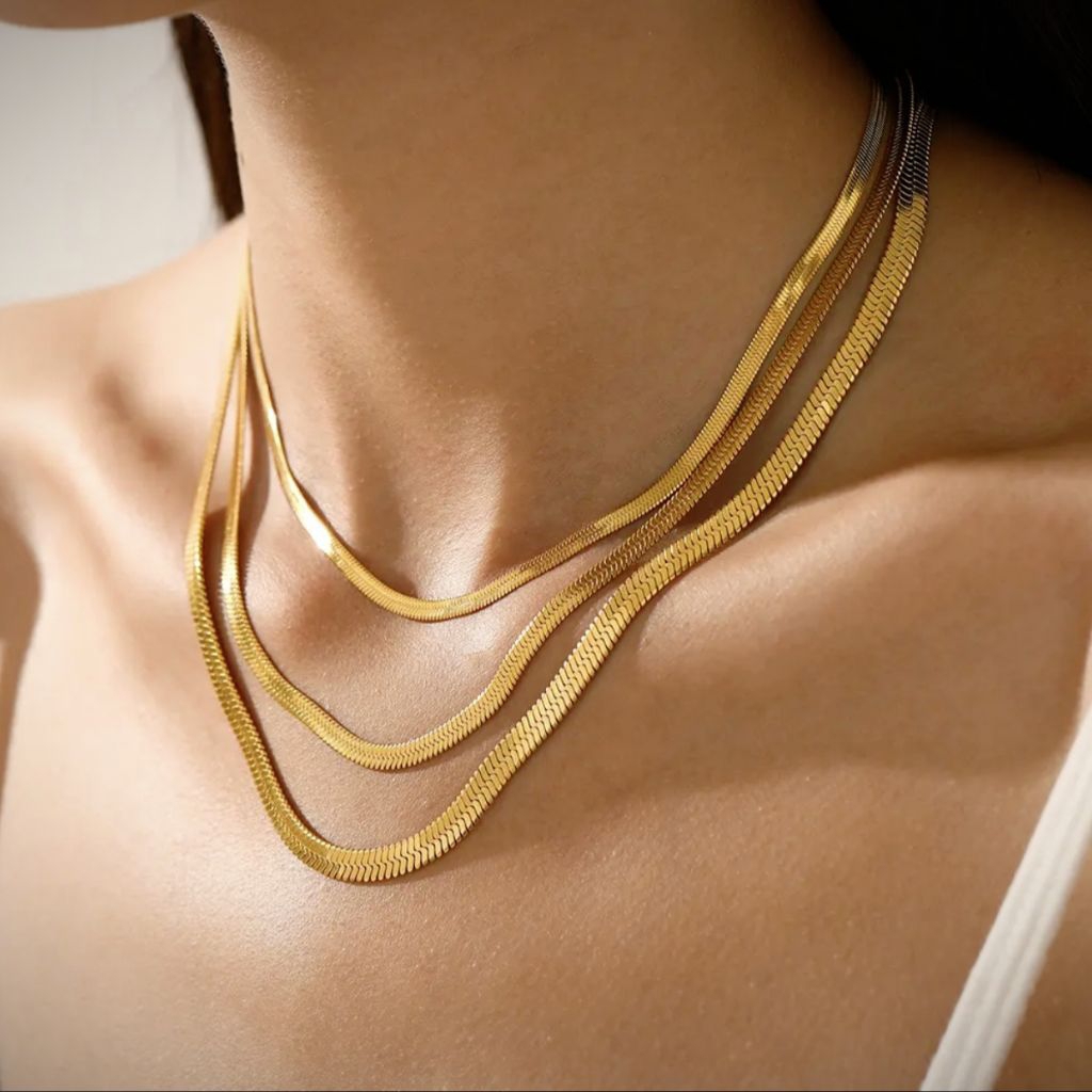 KALUNG TITANIUM PRIA DAN WANITA MODEL GEPENG GOLD
