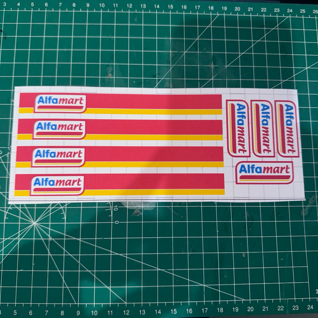 

stiker diorama 1:64 Alfamart