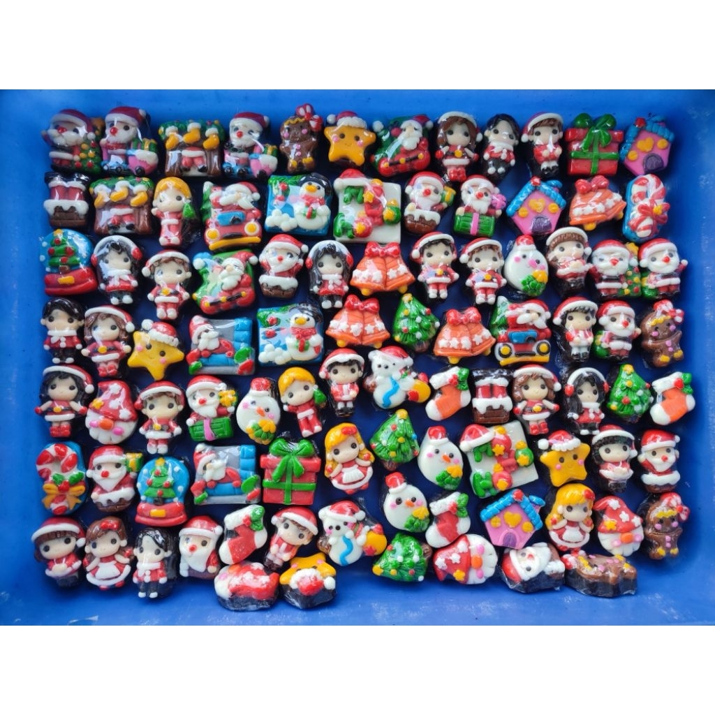 

COKELAT KARAKTER NATAL 1 KG isi 100 pcs