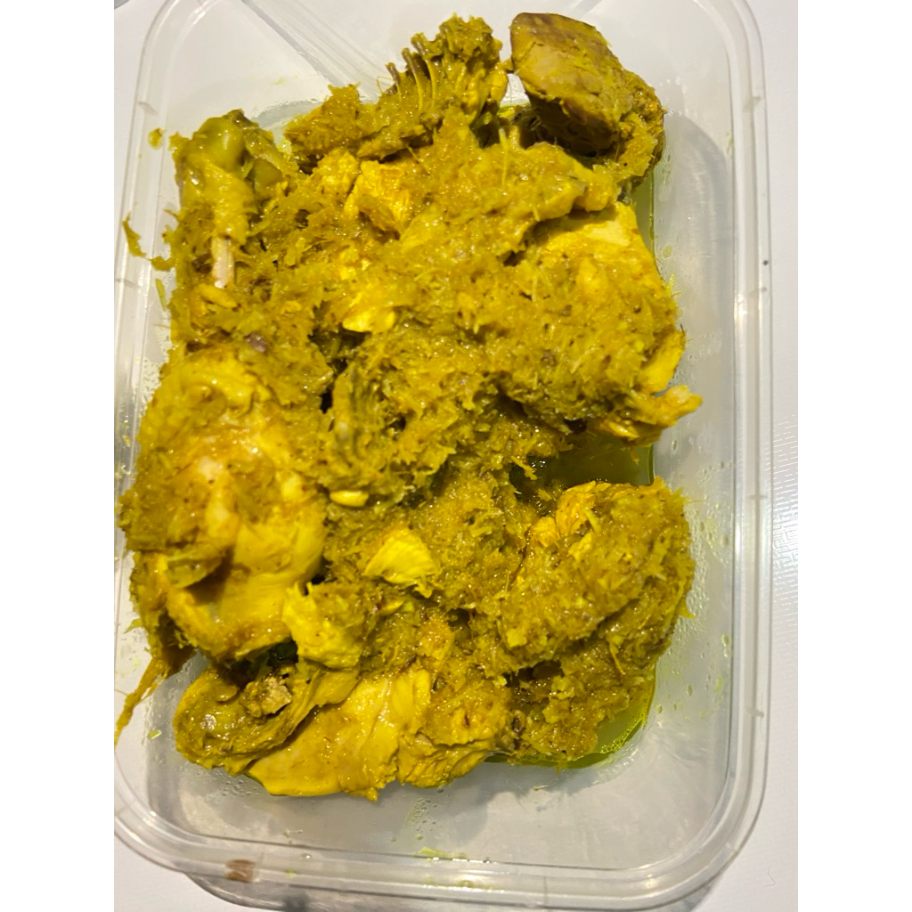 

Ayam ungkep bumbu serundeng 1 setengah ekor