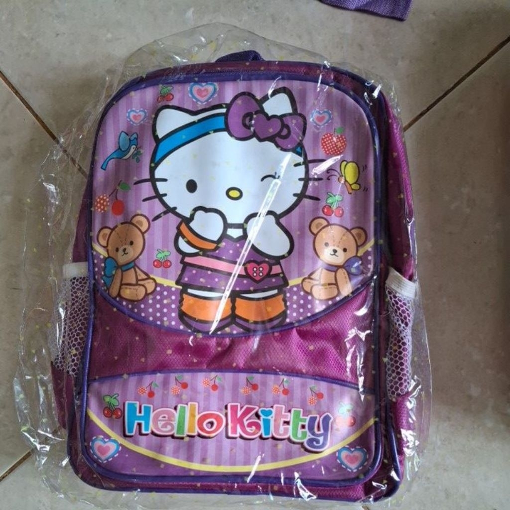 tas sekolah Hello kitty