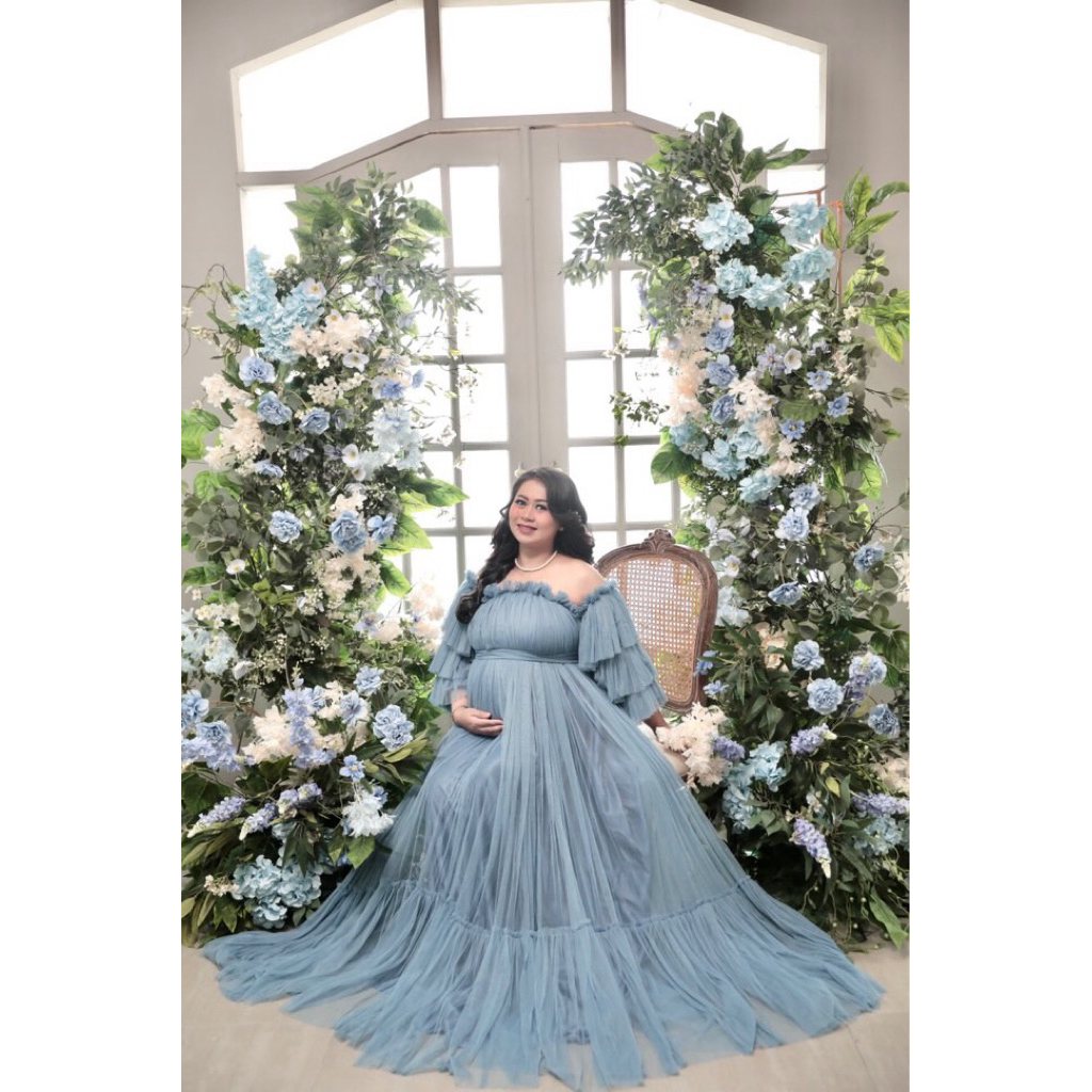 FOR RENT MATERNITY GOWN PREWEDDING GOWN MATERNITY GAUN PREWEDDING GAUN