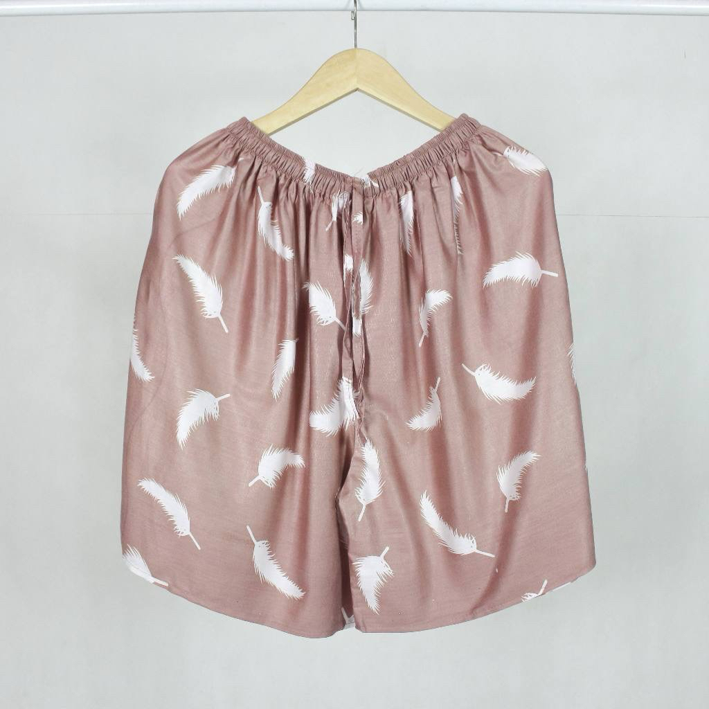 Celana Pendek Wanita Jumbo / Celana Pendek Super Jumbo / Celana Pendek Rayon Jumbo