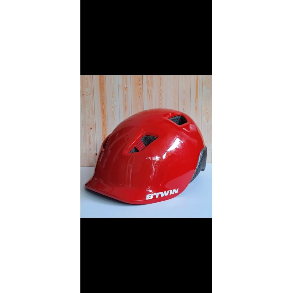 Helm Anak BTWIN (Decathlon) Sepesa Sepatu Roda Skateboard PRELOVED