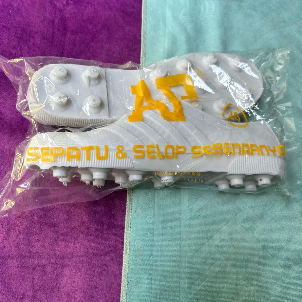 AP 963 Putih Sepatu Karet AP 963 White 37-43 Sepatu Karet Bola Putih AP BOOT Sepatu Pertanian Sepatu