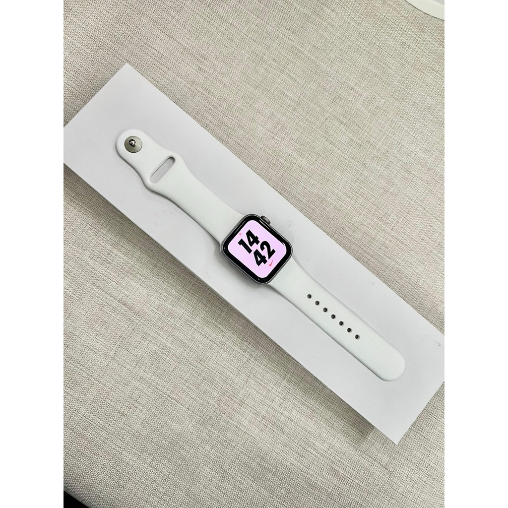 Apple watch series SE Silver Fullset 40 mm