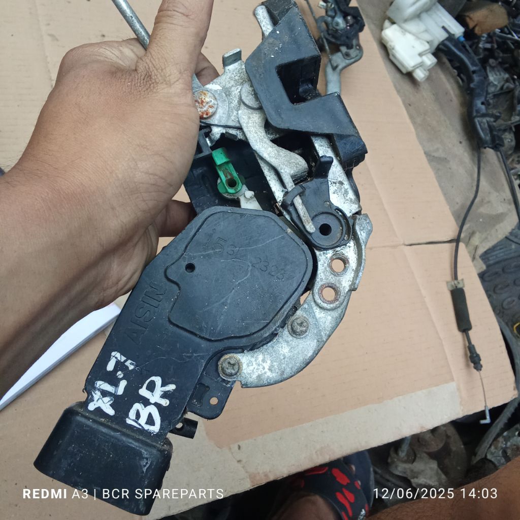 Doorlock Suzuki Escudo XL7 v6