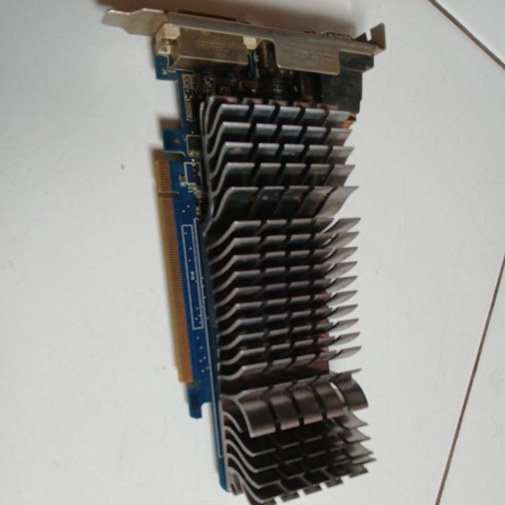 VGA CARD GT 210