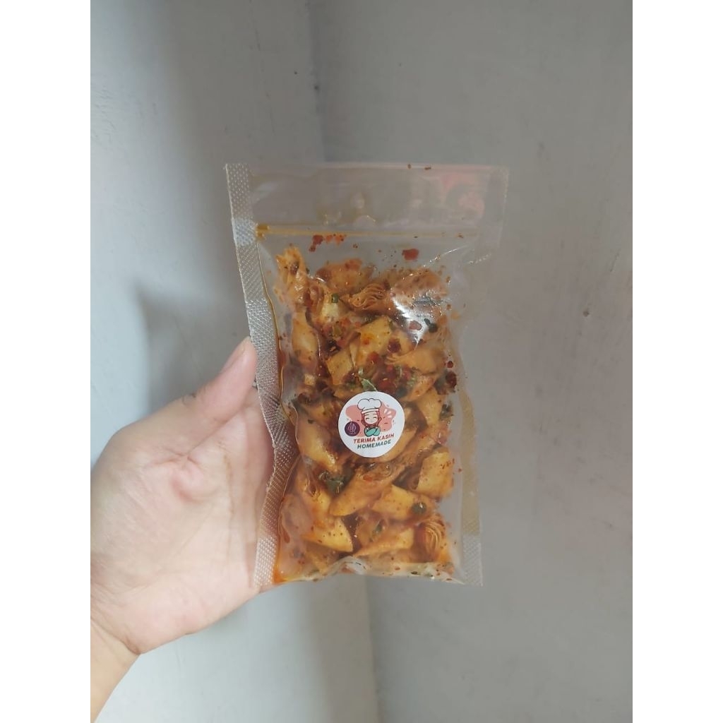 

KERIPIK LUMPIA PEDAS DAUN JERUK, HOME MADE