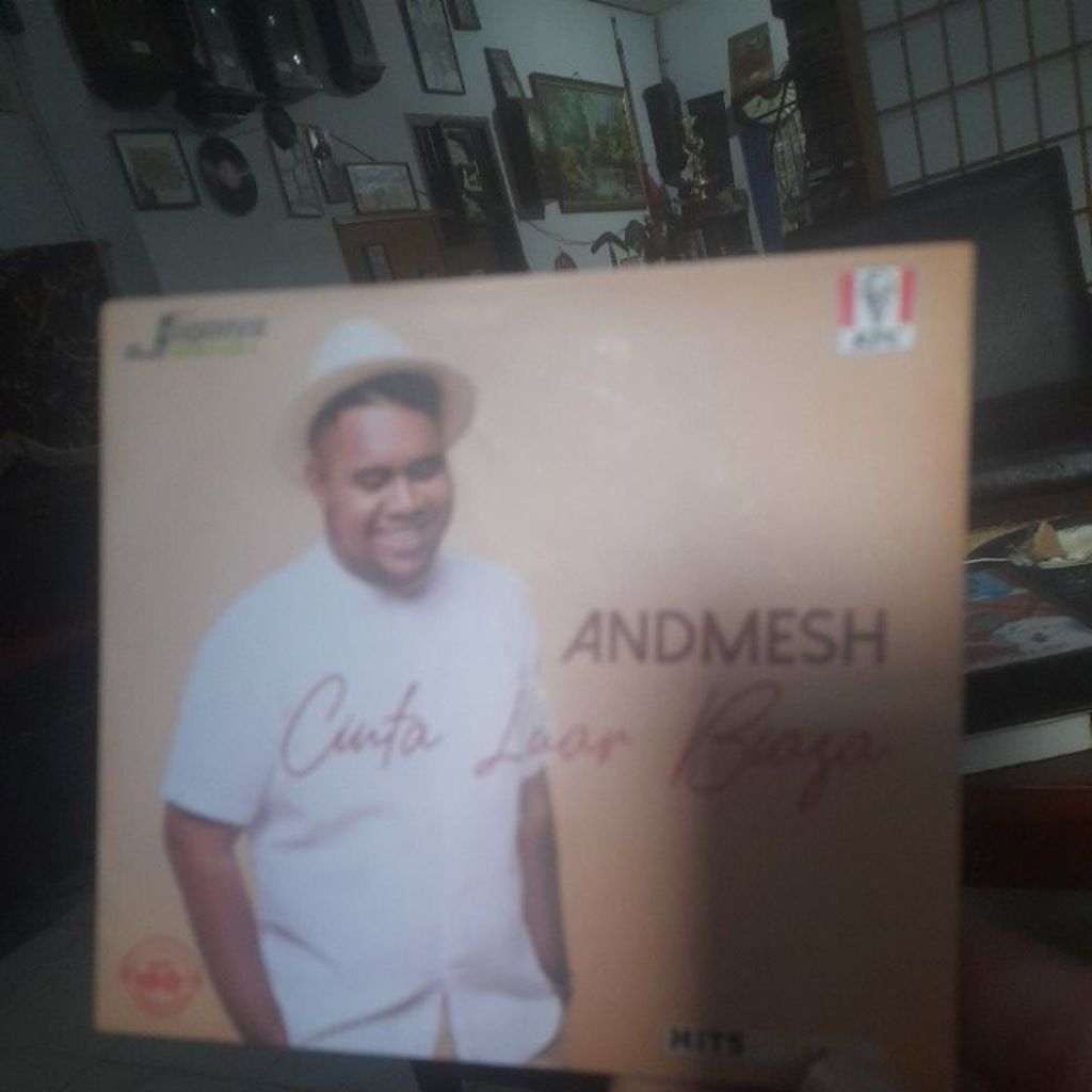 cd musik admesh cinta luar biasa original keluaran kfc