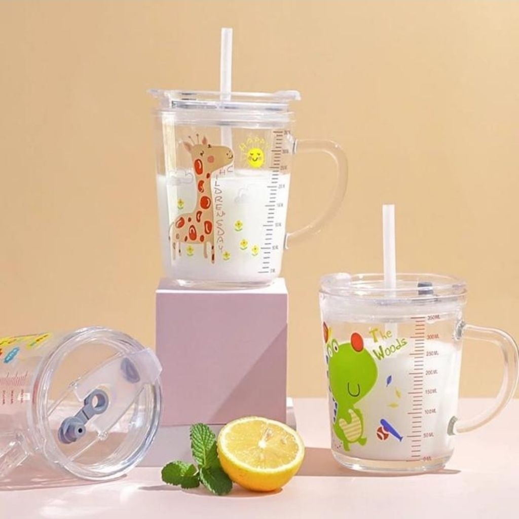 Gelas Minum Anak Cangkir Kaca Sedotan 400ML Gagang Tutup Anti Tumpah Mug Anak Tumbler Lucu Karakter 
