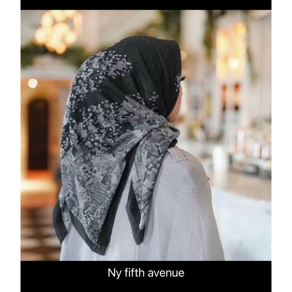 Preloved Buttonscarves New York 2 Reborn - Fifth Avenue