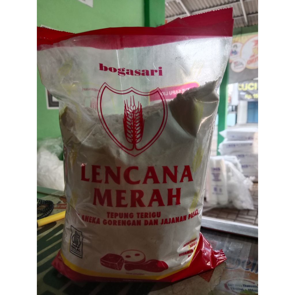 

tepung terigu kemasan 1kg lencana merah