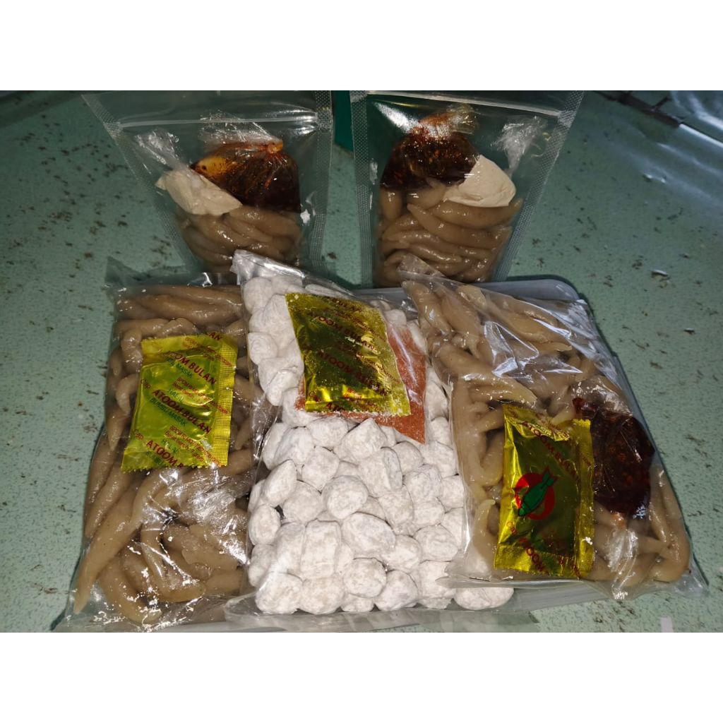 

cimol tasik dan otak otak chili oil