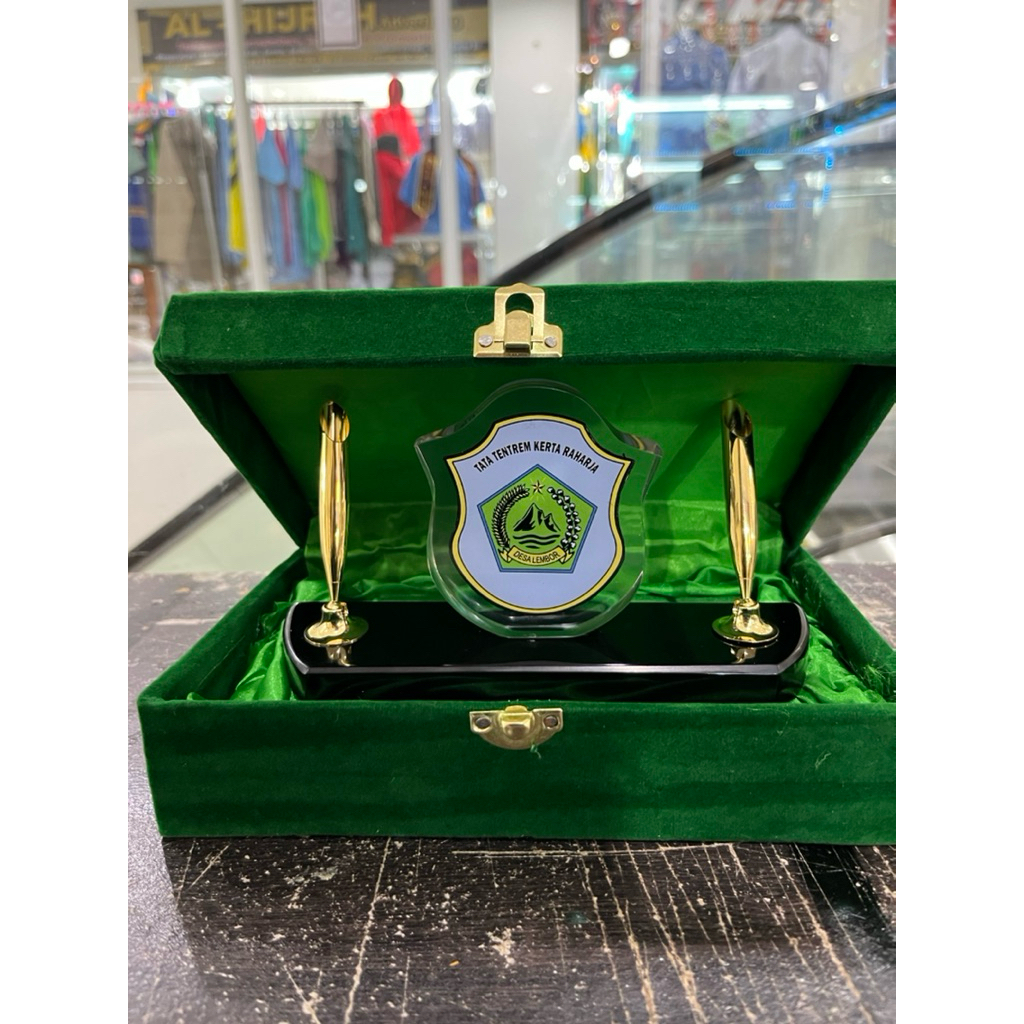 

Tempat Balpoin COSTUM LOGO