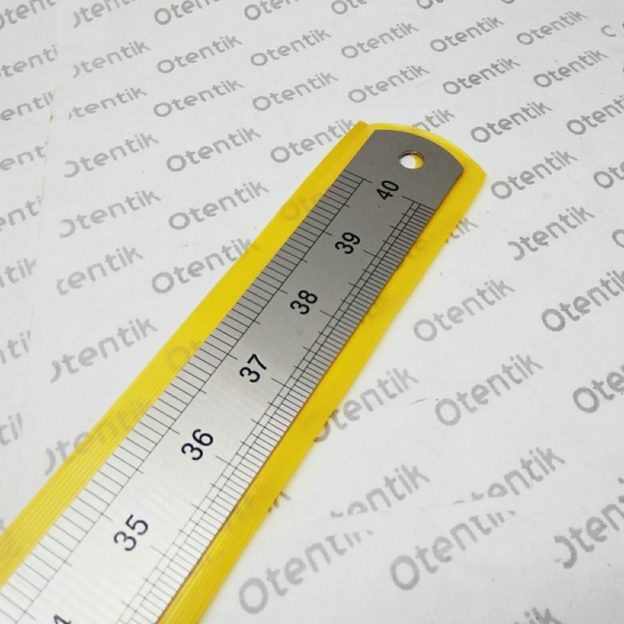 

Penggaris Besi 100 CM - 1000 MM - 1 Meter - Steel Ruler 40 Inch SF6