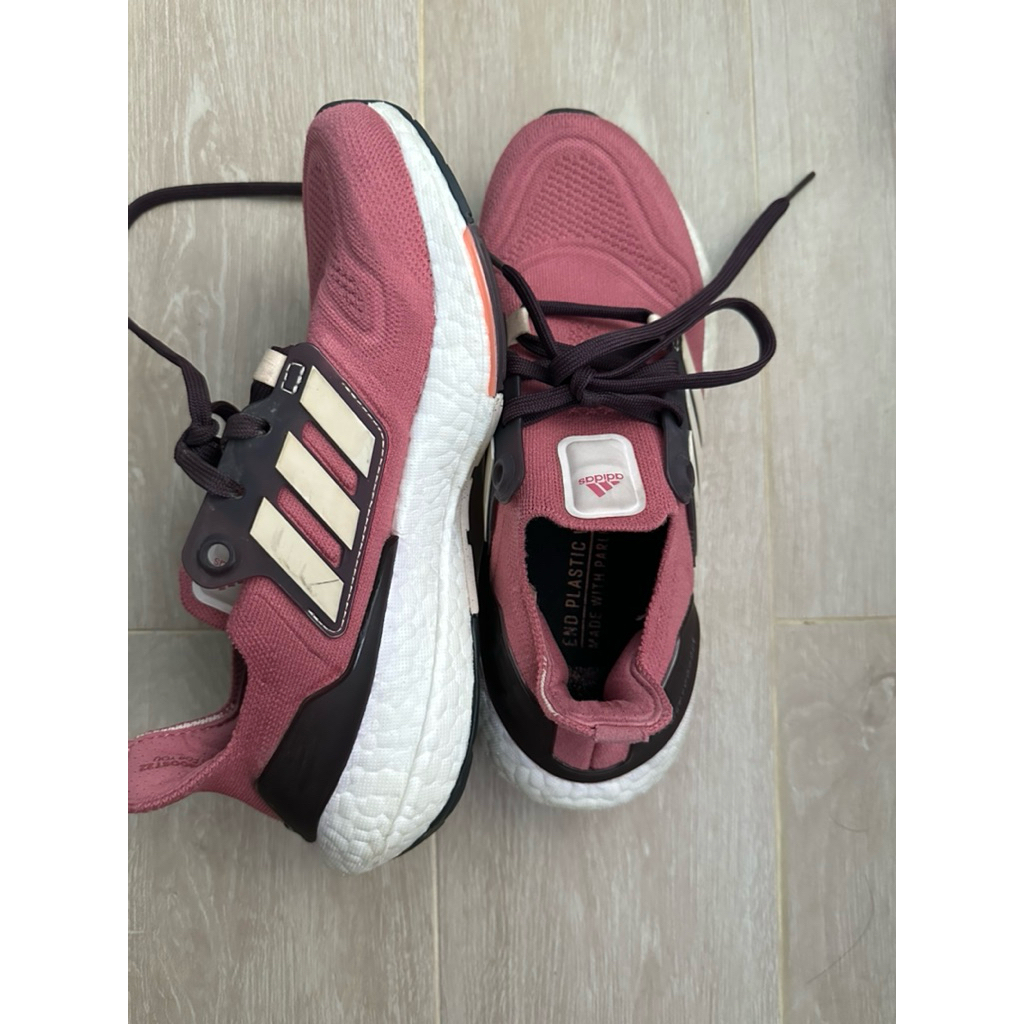 ADIDAS ULTRABOOST 22 ADIDAS RUNNING ADIDAS RUNNING SECOND ADIDAS RUNNING PRELOVED ADIDAS ULTRABOOST 