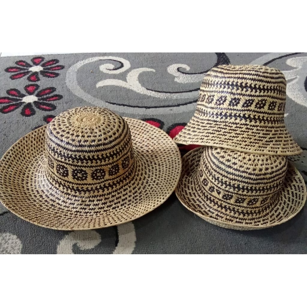 TOPI BAHAN ROTAN ASLI KALIMANTAN