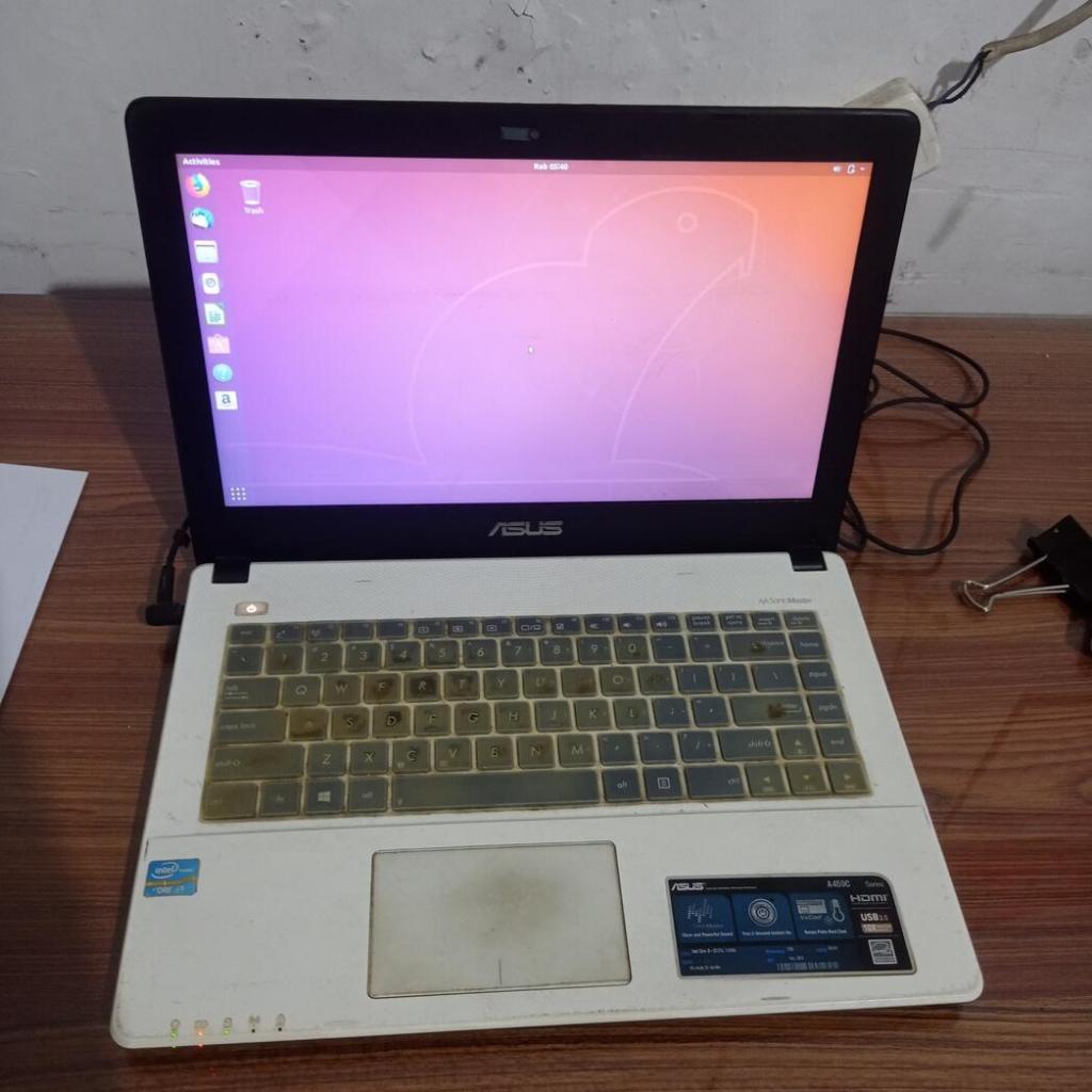 Laptop Bekas ASUS A450C Intel Core i3 HDD 500GB