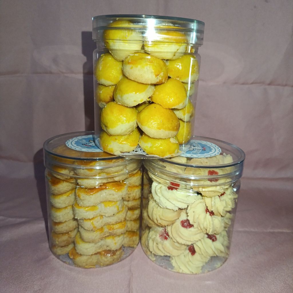 

3 Toples Nastar, Kacang, Semprit