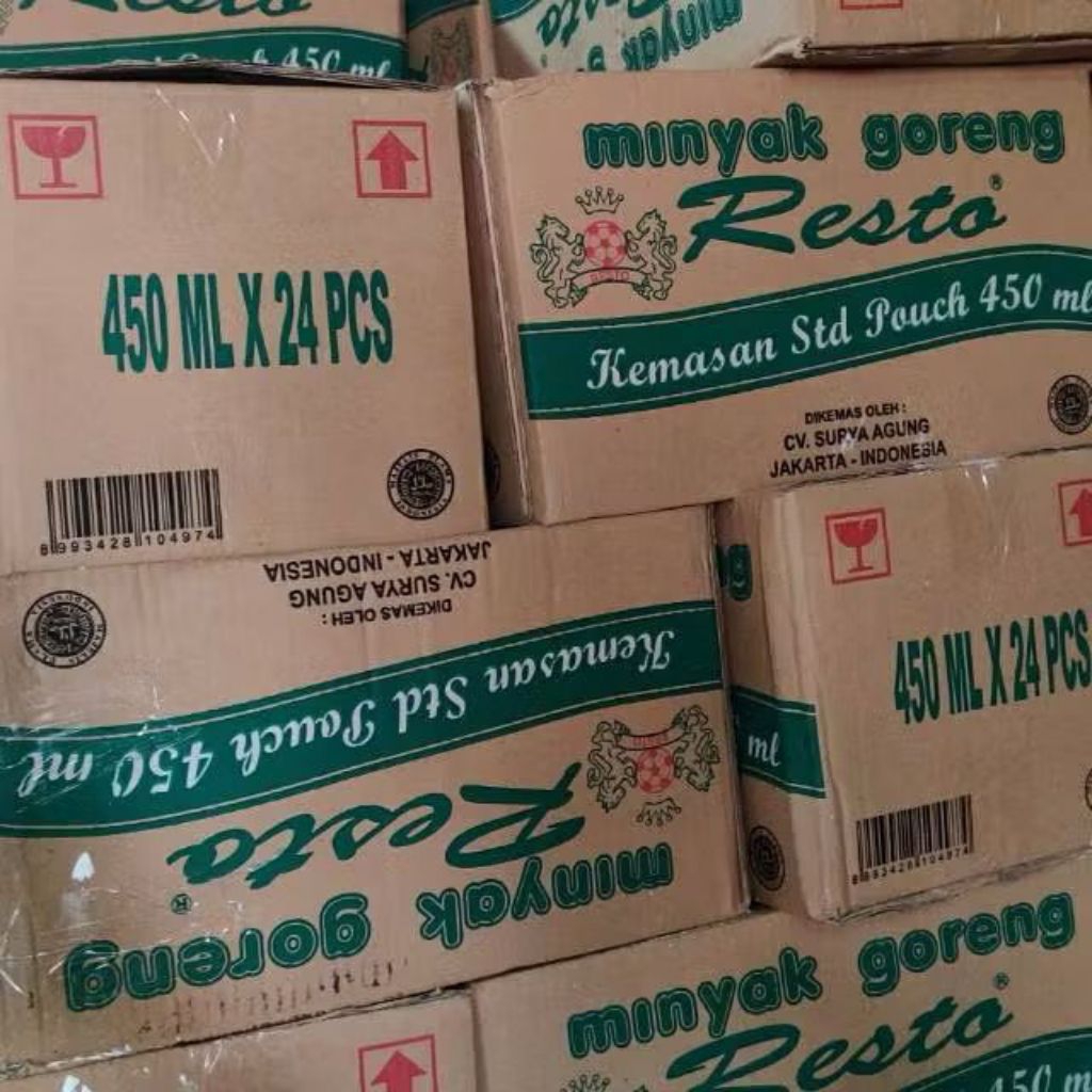 

￼resto minyak goreng kemasan pouch 450 ml per karton isi 24 pouch
