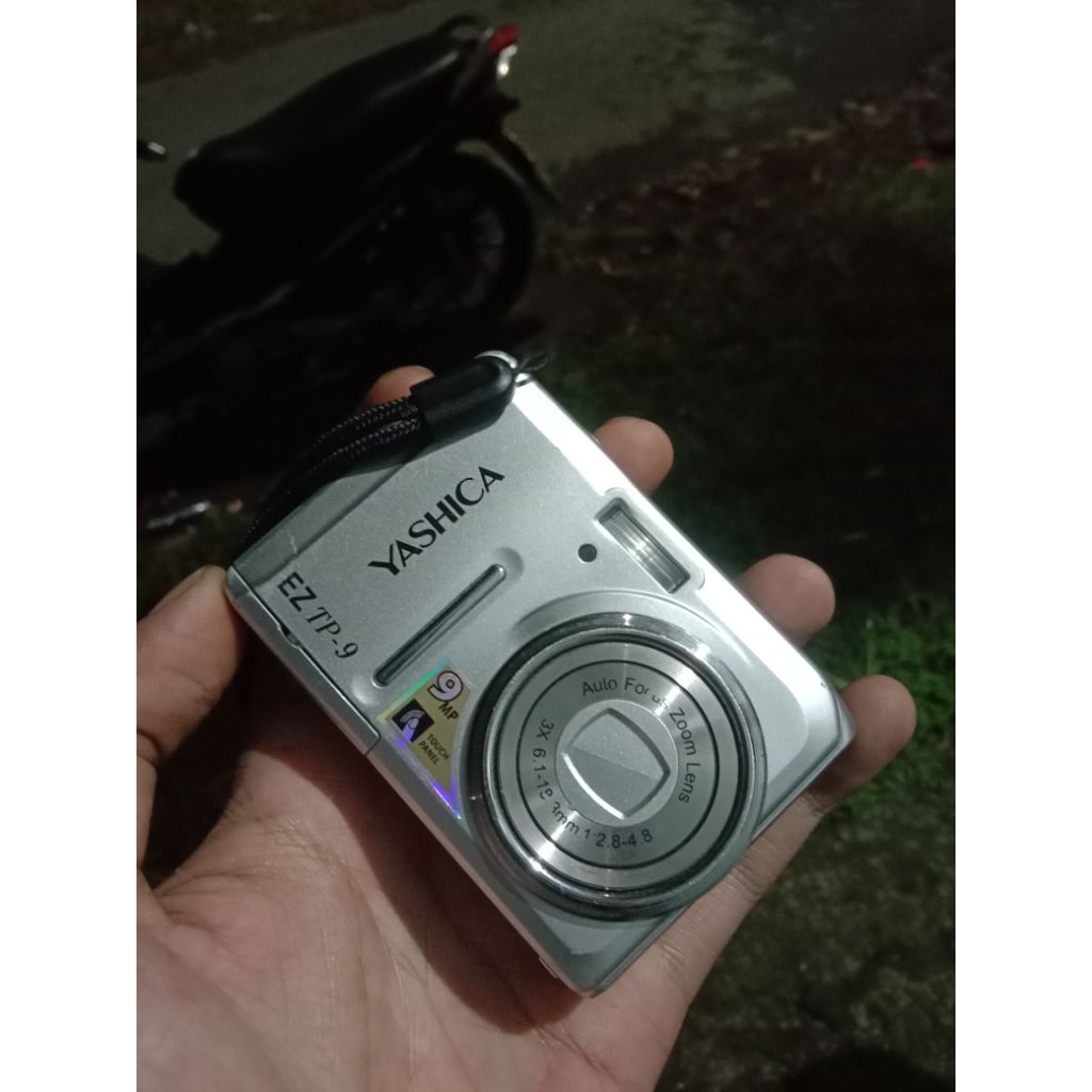 Camdig Yashica EZ TP-9