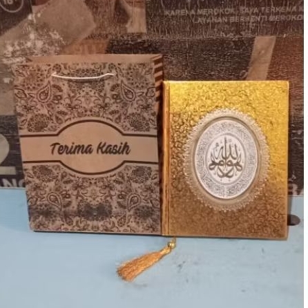 

50 pcs paperbag kecil/paperbag sovenir