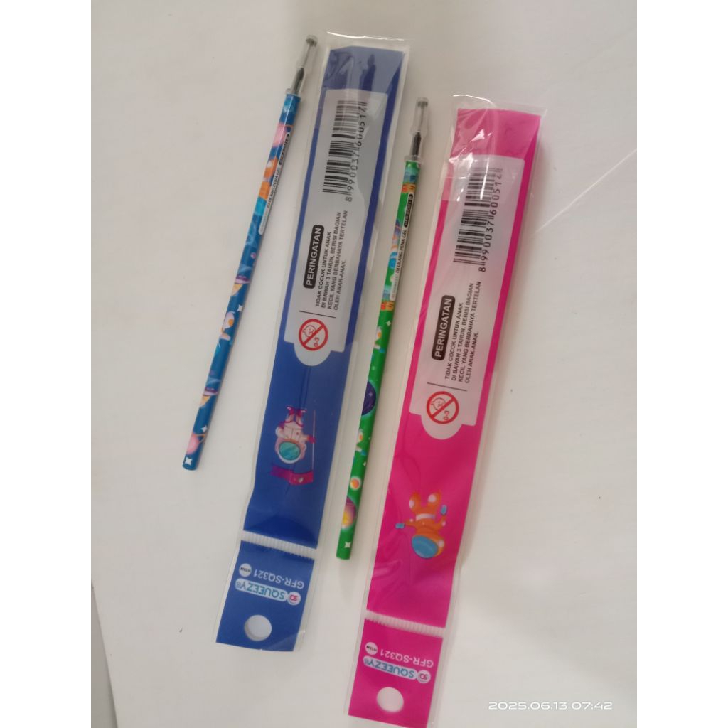 

Refill Pulpen Gel 0.5 mm. Isi Ulang Pena Gel 0.5 mm