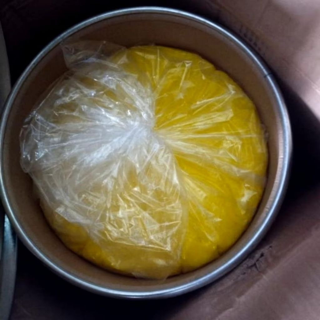 

Cream Kuning Soft Galonan