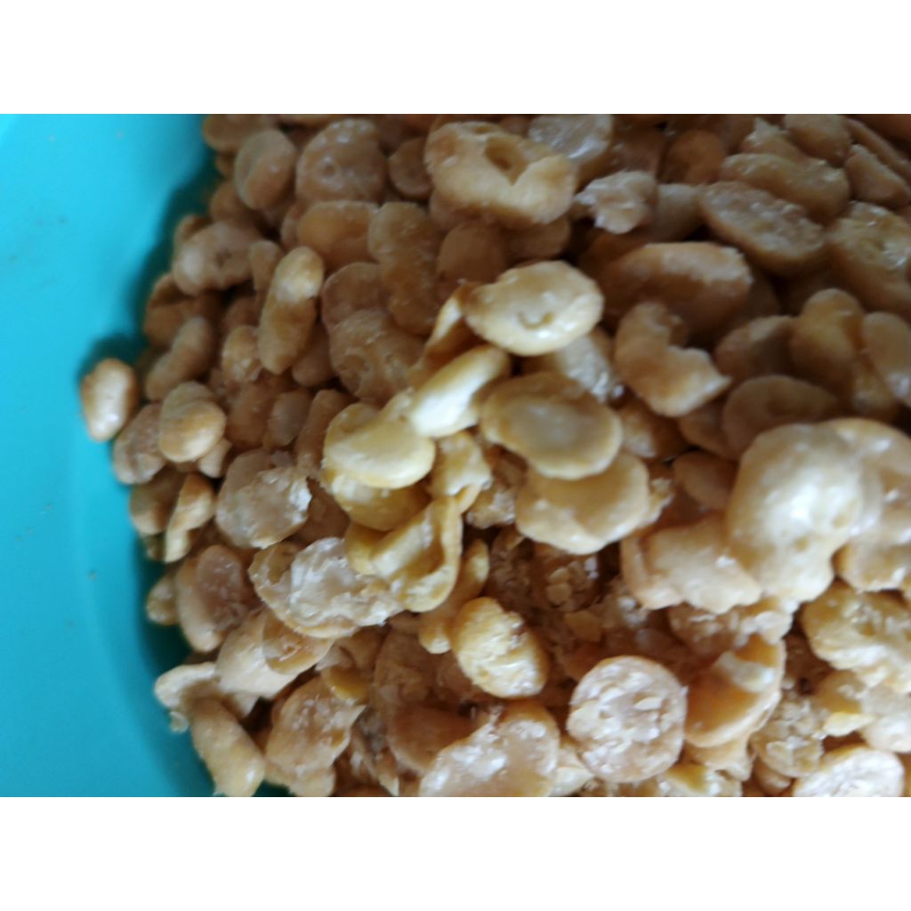 

kacang koro gurih dan pedas