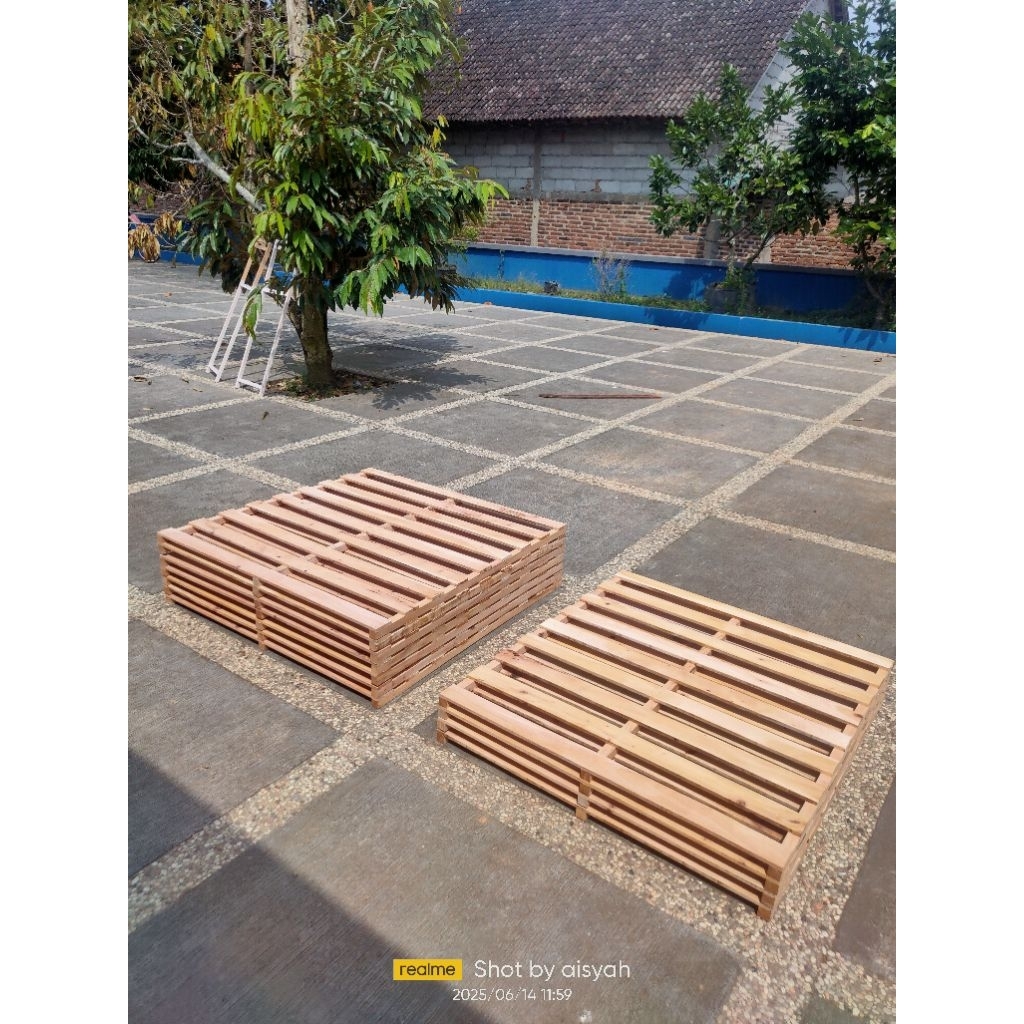 Dipan kasur kayu/ alas kasur/alas tempat tidur