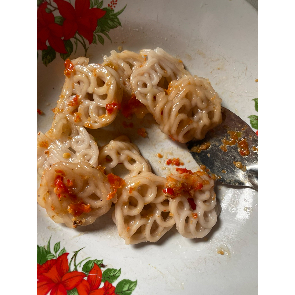 

seblak mantan dan cireng mantah