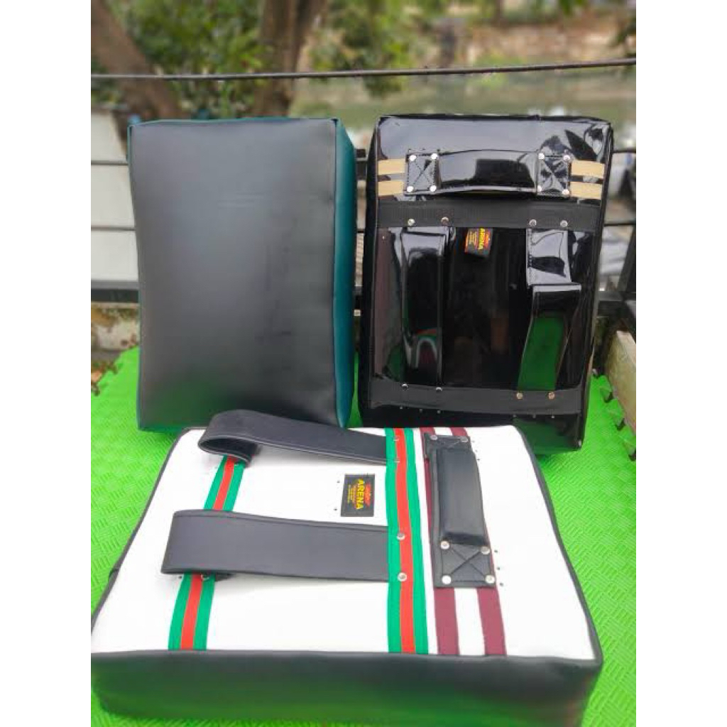 samsak pencak silat samsak karate samsak wushu