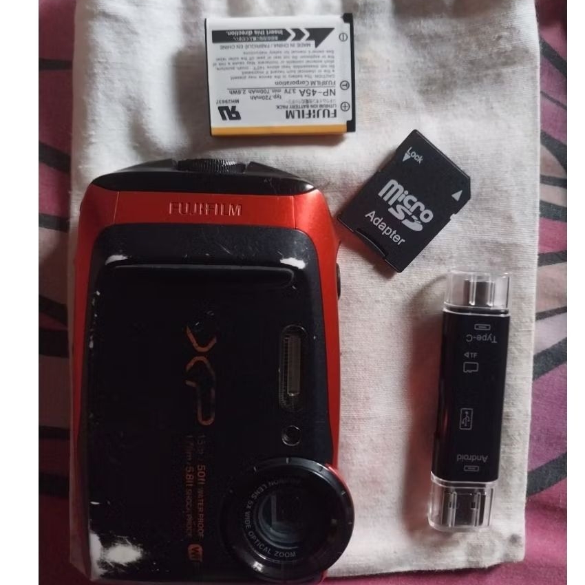 Kamera digital FujiFilm finepix xp90