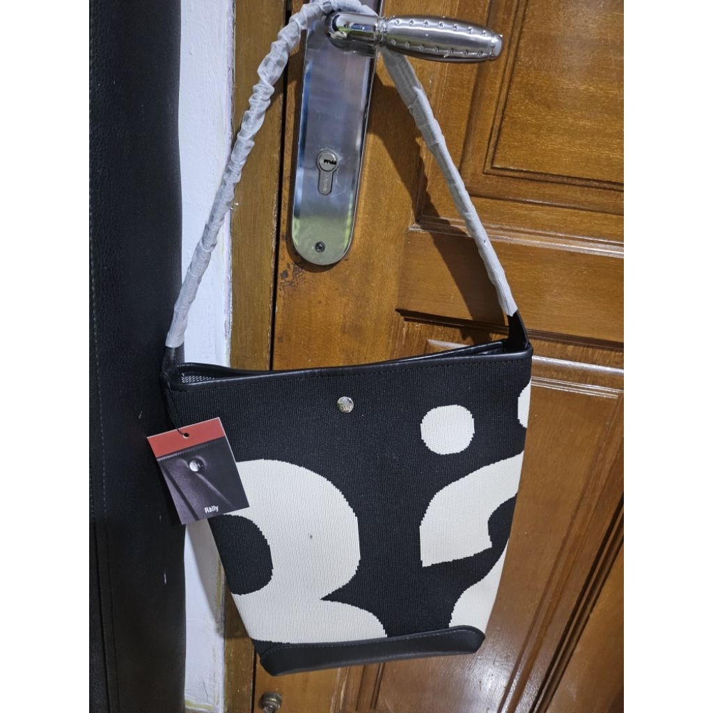 Rally the bag mirror premium