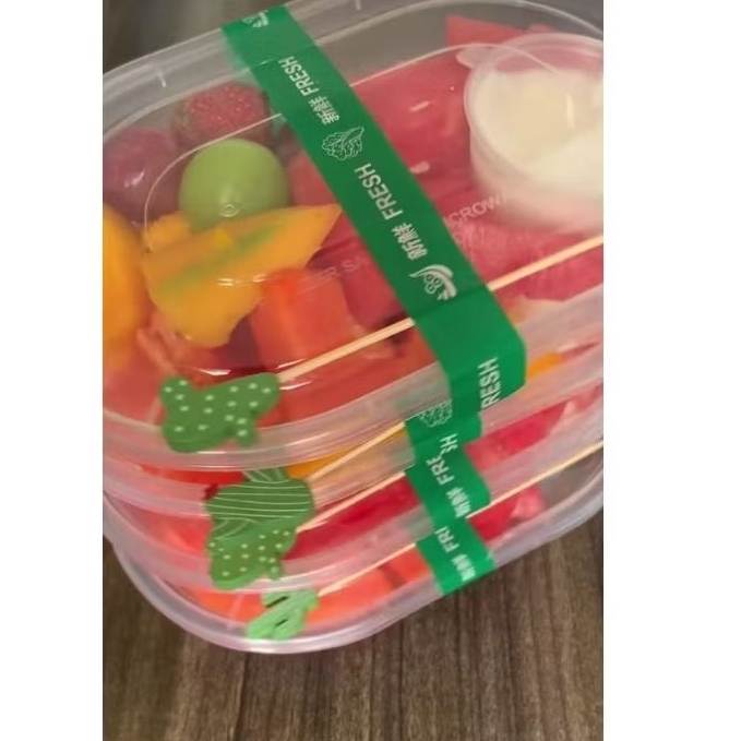 

Buah Potong Segar Praktis Higienis Plus Saus Mayo