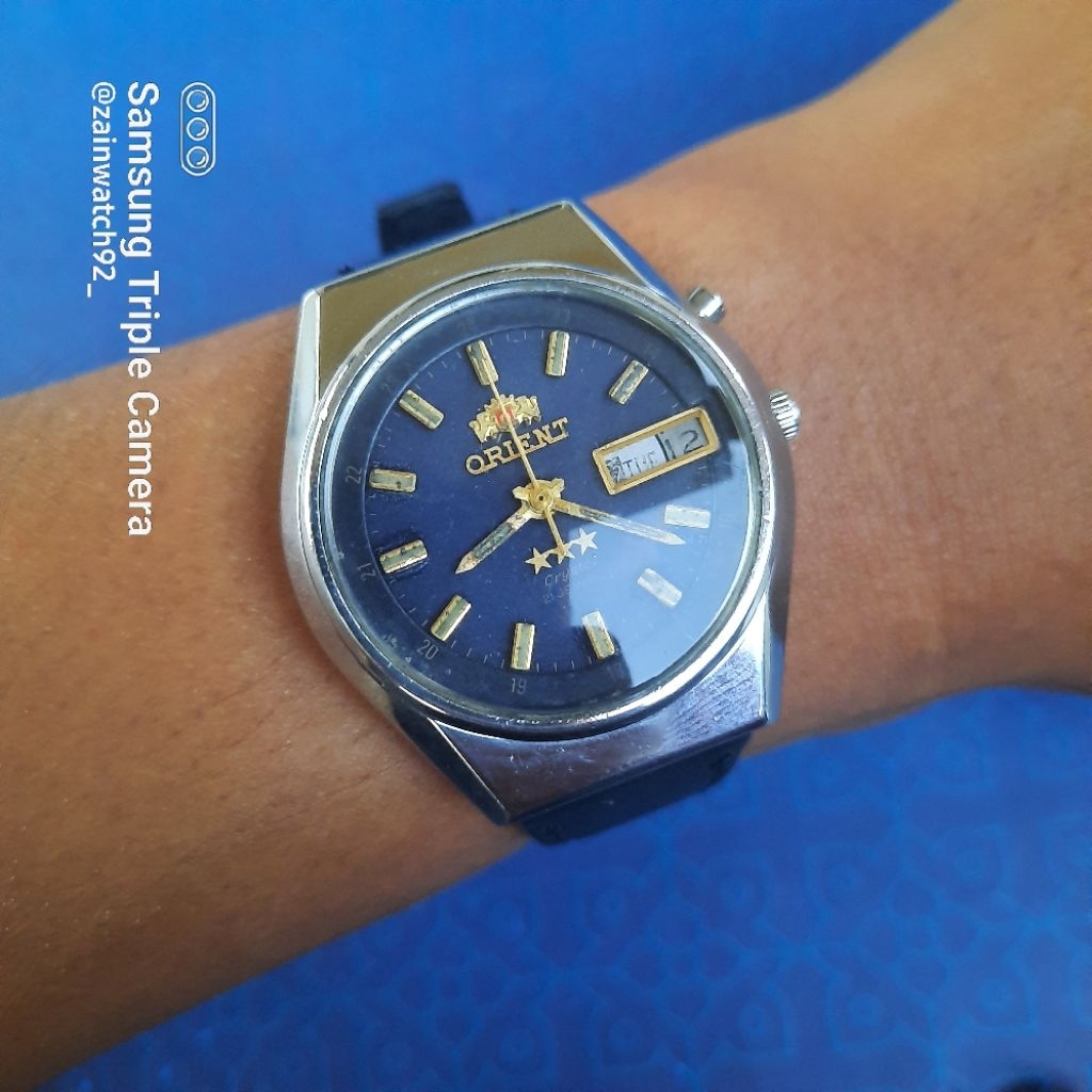Jam tangan Orient Triple Stars 21 Jewels Automatic Blue Dial Vintage Original