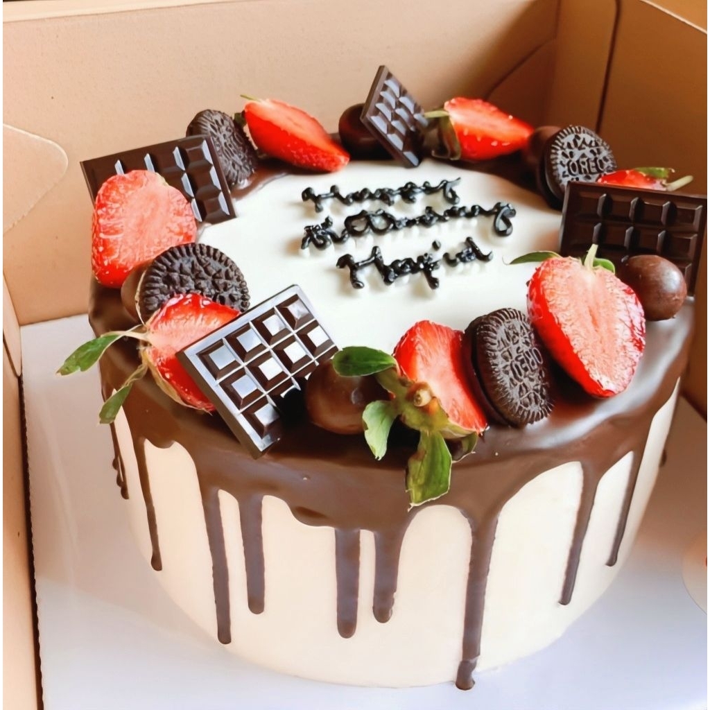 

Birthday cake custom