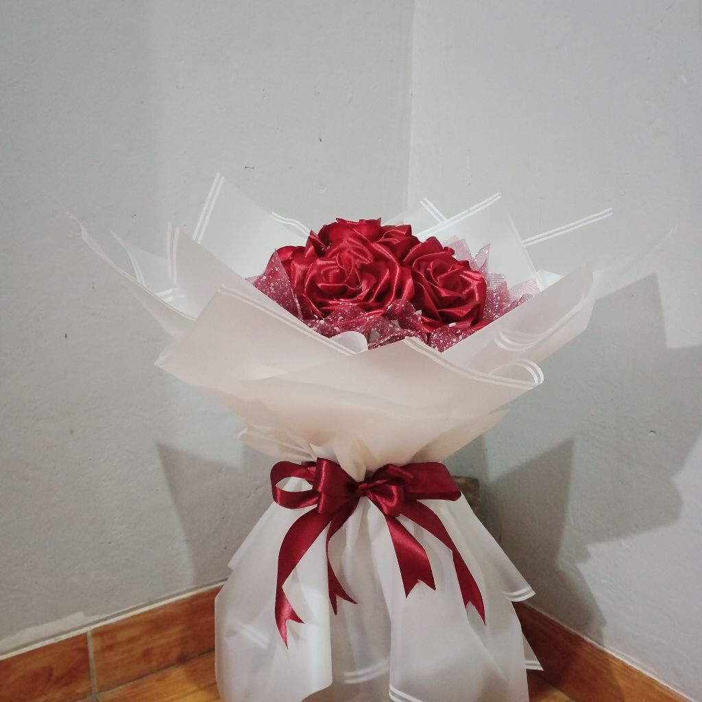 

Bouquet Pita Satin