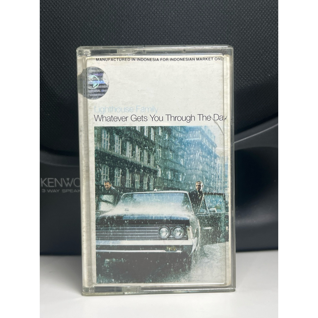 Kaset Pita LIGHTHOUSE FAMILY album WHATEVER GETS YOU TROUGHT THE DAY