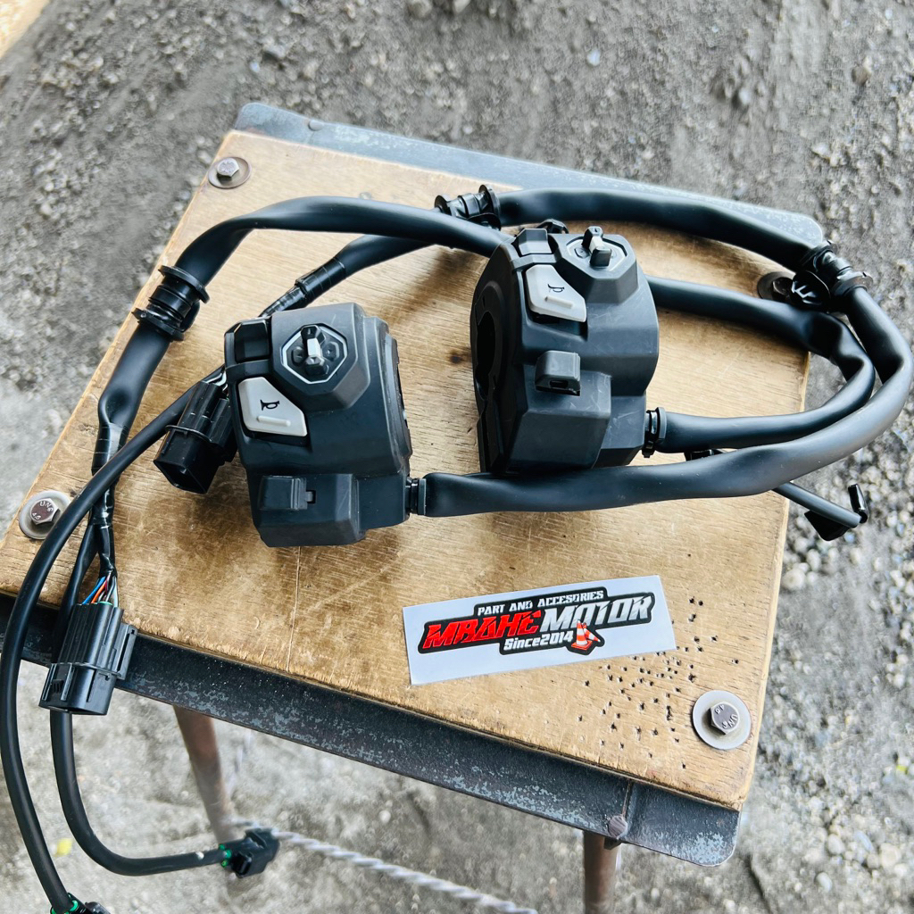 Holder Kiri PCX Hybrid Original