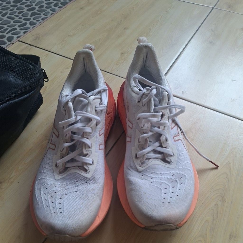 Asics Novablast 4 Second