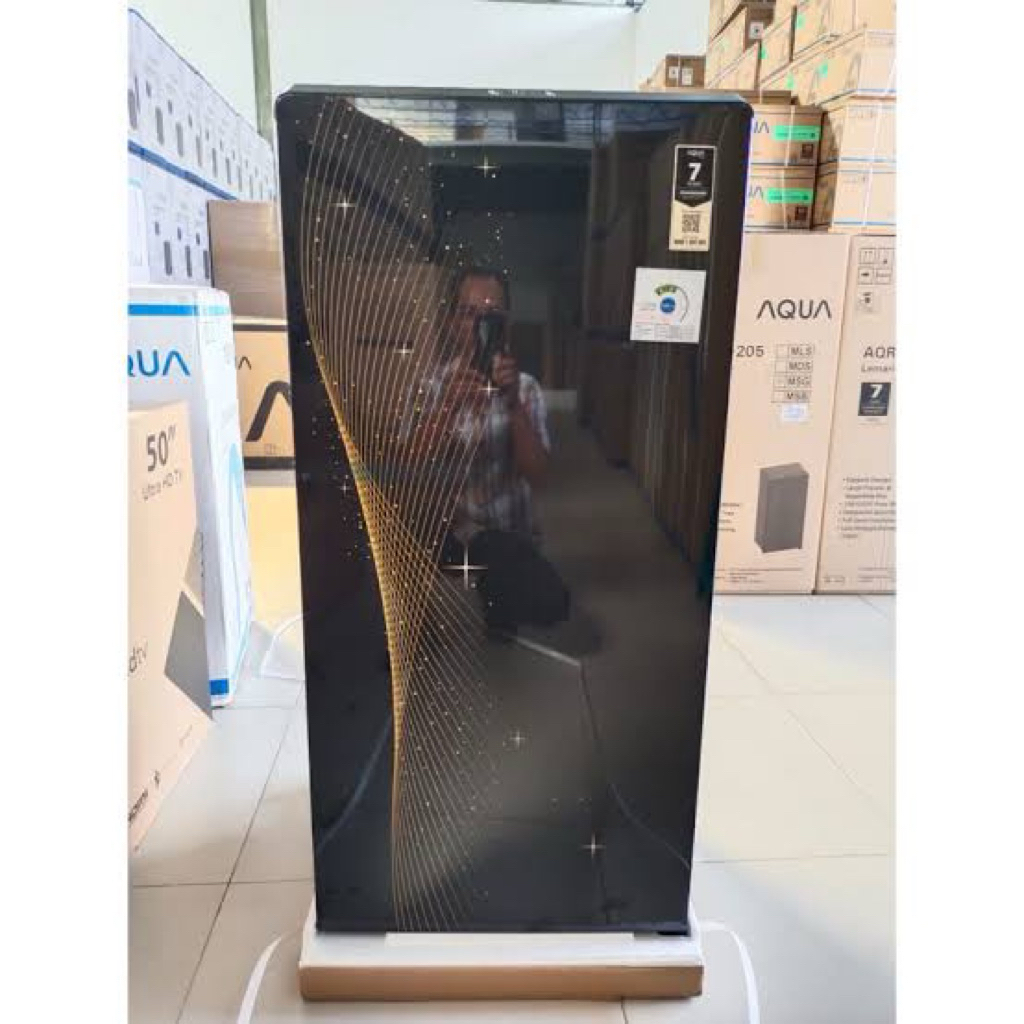 kulkas aqua 1 pintu 165L kulkas 1 pintu aqua 205msg/msb