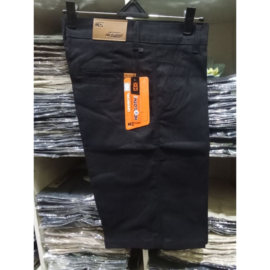 Celana Chino Pendek Distro Jumbo Bahan Katun Hitam Pria Dewasa Celana Pria Chinos Terbaru
