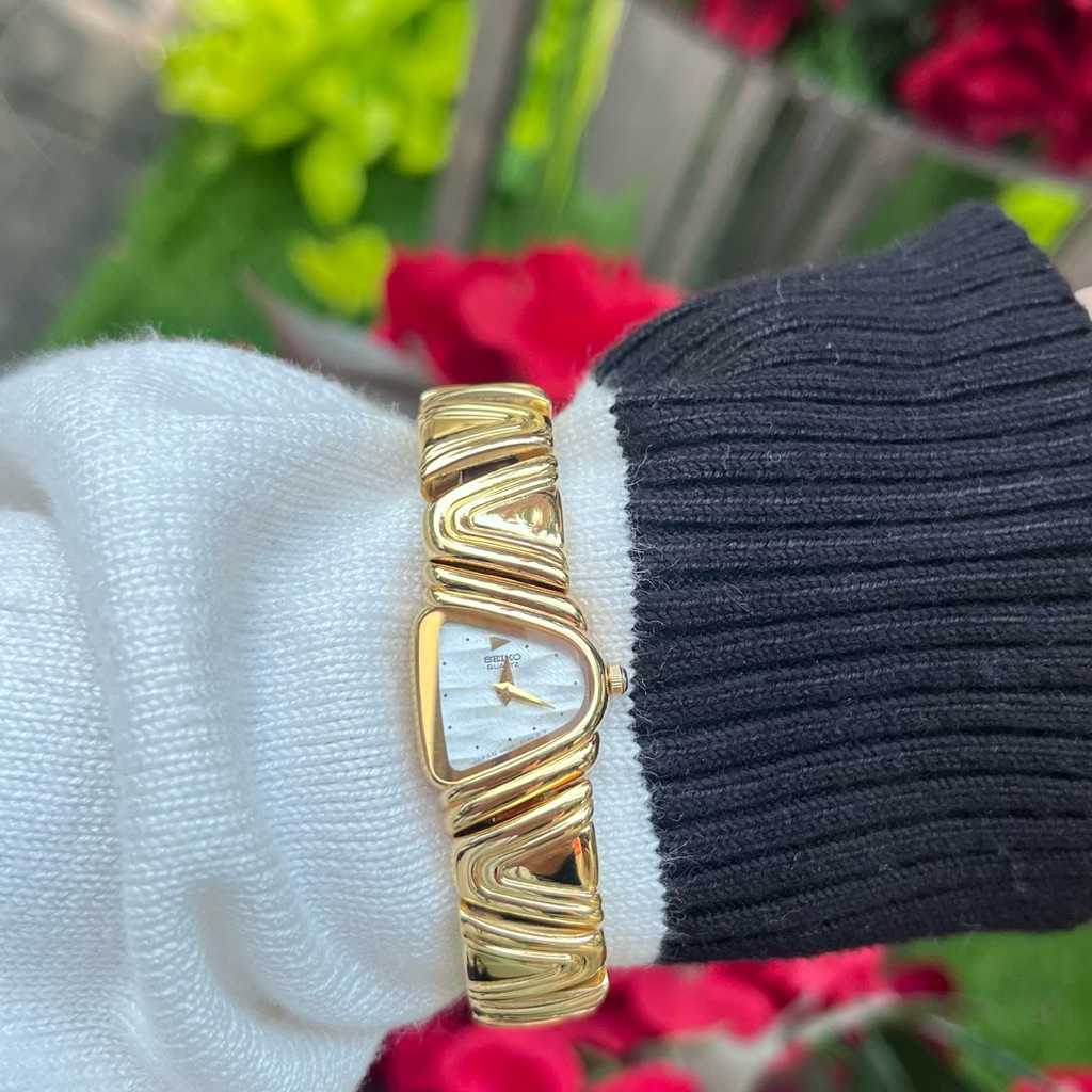 VINTAGE RARE SEIKO ASYMMETRICAL PIANO FACE  rare seiko half moon piano watch jam tangan seiko jam ta